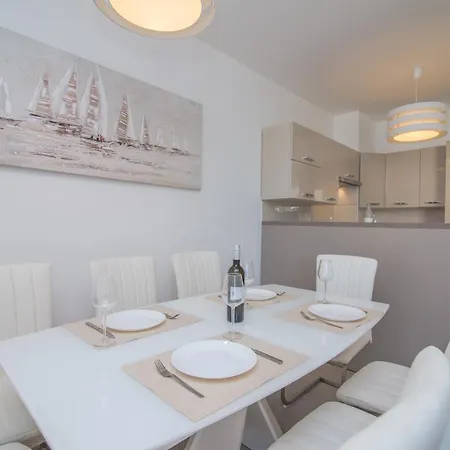 Apartmán Biljan 4-star *